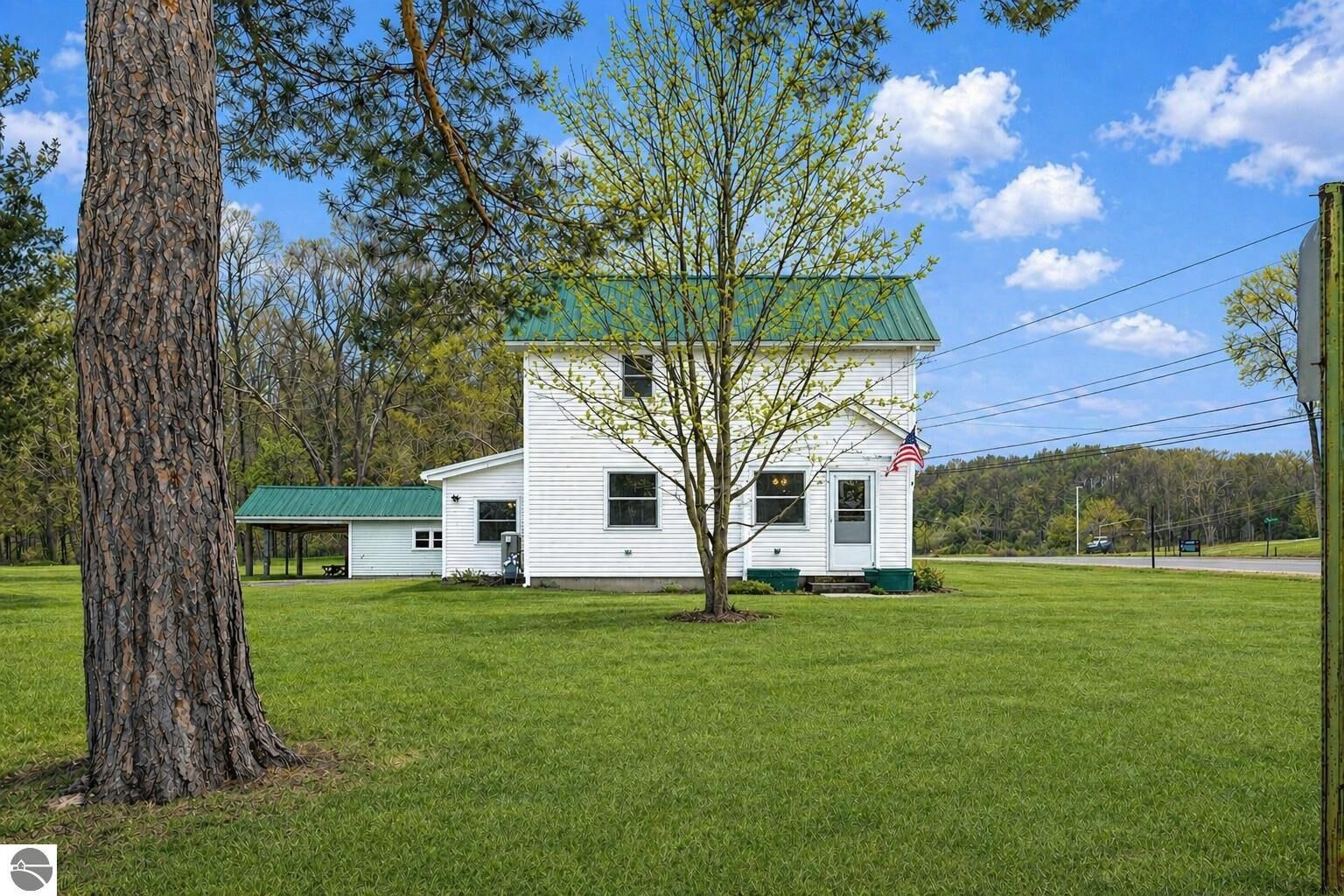 Property Photo:  111 W Forest Home Avenue  MI 49615 