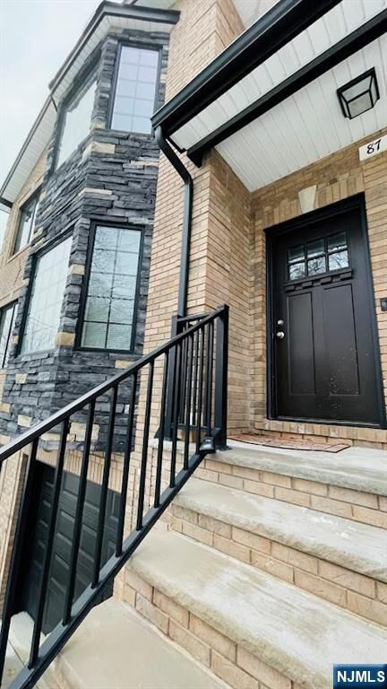 Property Photo:  87 Beech Street 1  NJ 07032 