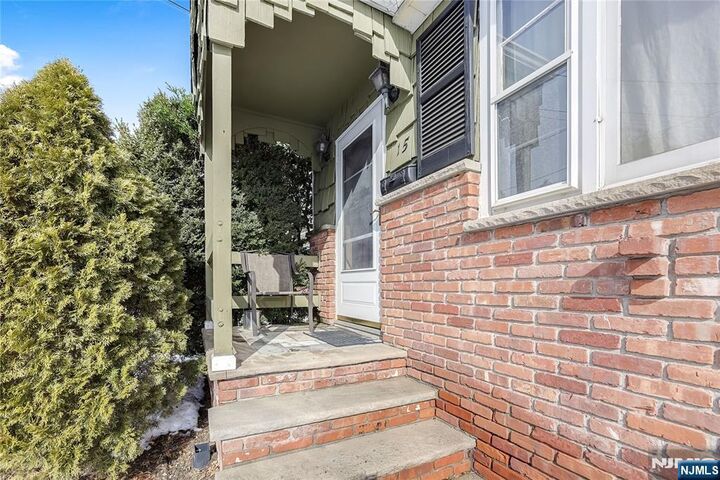 Property Photo:  15 Garden Street  NJ 07621 