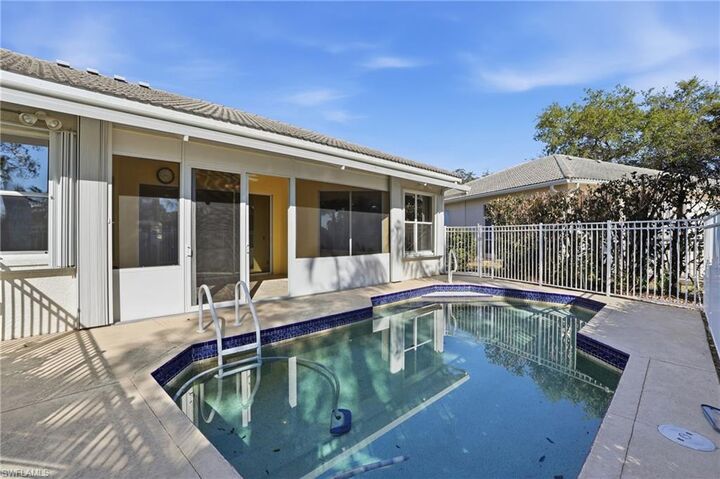 Property Photo:  2265 Heritage Greens Dr  FL 34119 