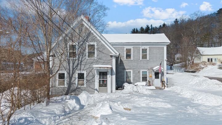 Property Photo:  10 Whiting Hill Road  NH 03086 