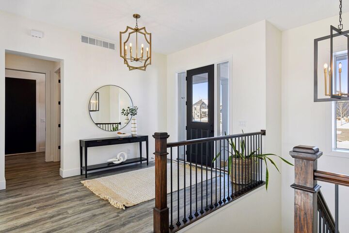 Property Photo: 752 Summerbrooke Circle MN 55123