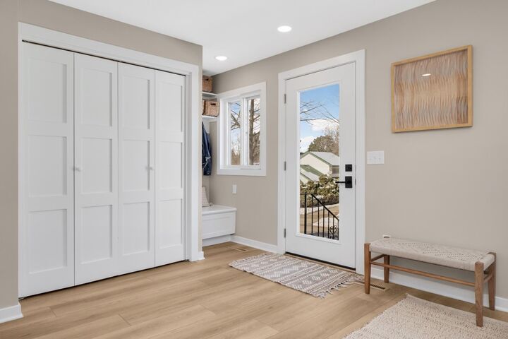 Property Photo: 870 Lakeview Avenue MN 55117