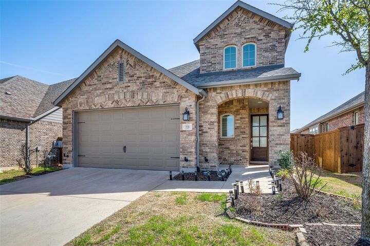 Property Photo:  1520 Gelding Drive  TX 76227 