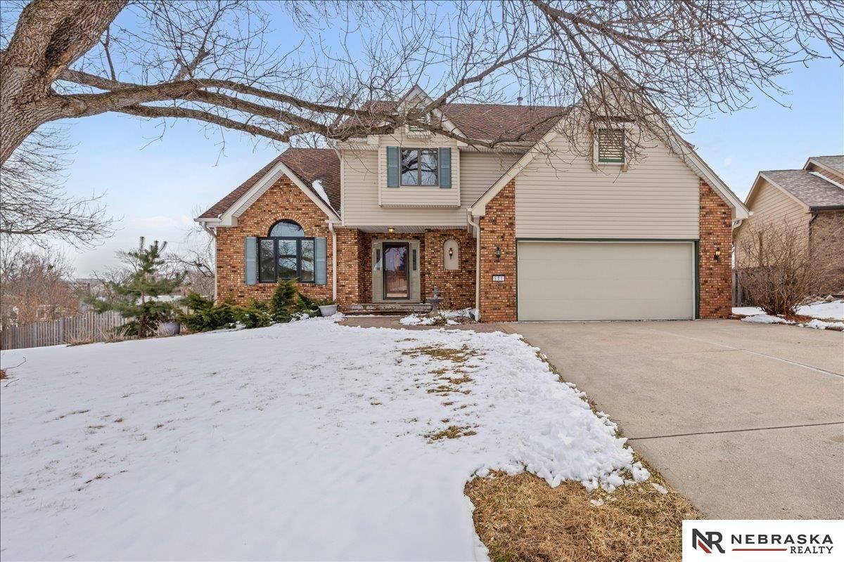 Property Photo: 501 Kent Drive NE 68046