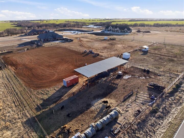 Property Photo:  15701 Kyles Court  OK 73036 