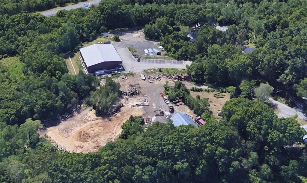 Property Photo: 9 B Wellington Rd MA 01540