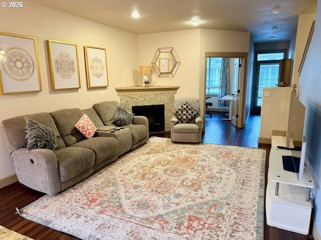 Property Photo:  1987 NE 49th Way  OR 97124 