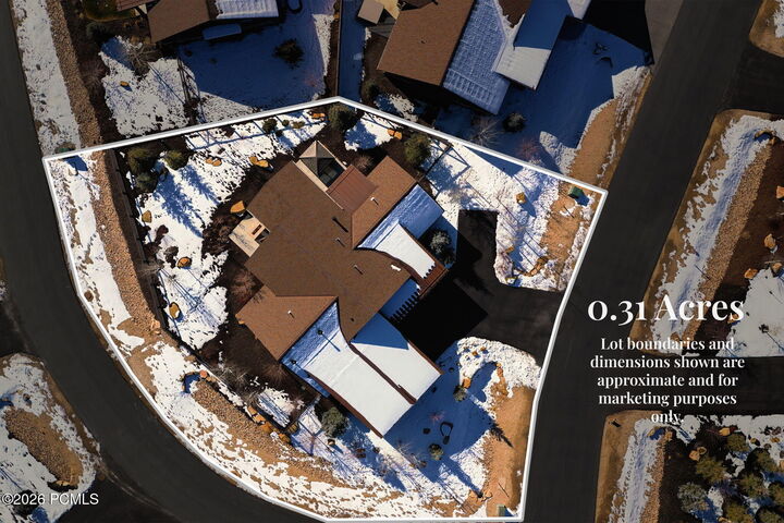 Property Photo: 372 Thorn Creek Drive UT 84036