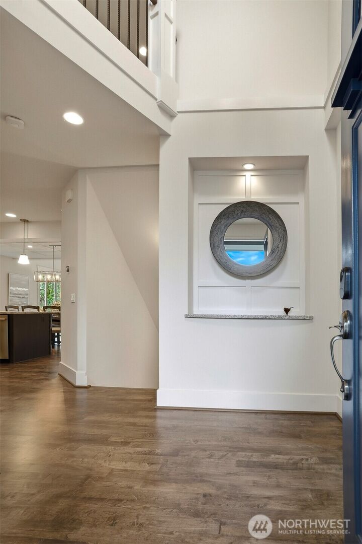 Property Photo: 7248 115th Place SE WA 98056