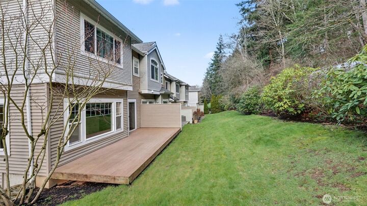 Property Photo:  4714  Morris Avenue S  WA 98055 