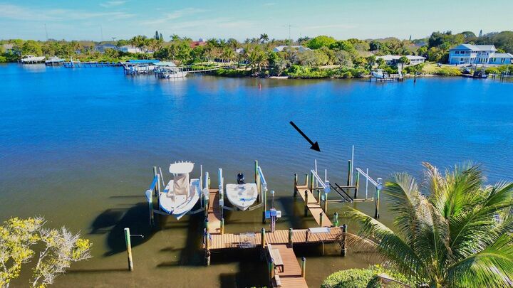 Property Photo:  10459 SE Terrapin Place 202  FL 33469 