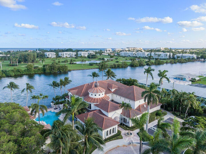 Property Photo:  3318 Tuscany Way 3318  FL 33435 