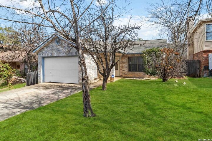 Property Photo: 7467 Bluestone TX 78249