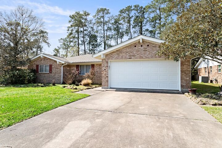 Property Photo:  4421 Memorial  TX 77632 