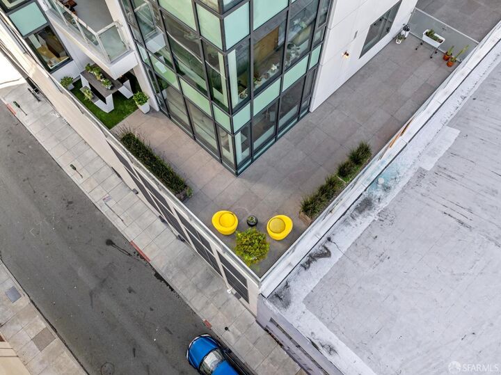 Property Photo:  1450 Franklin Street 406  CA 94109 