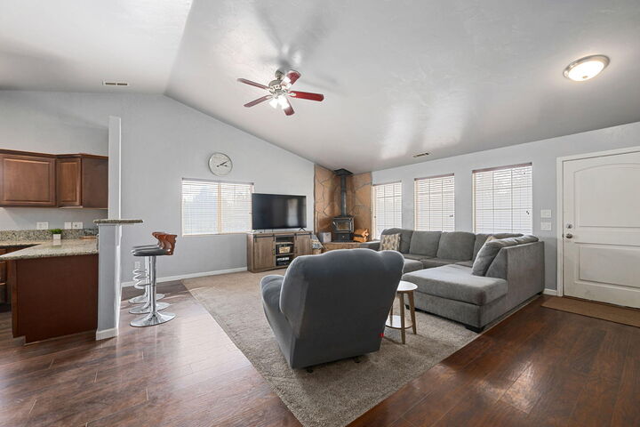 Property Photo: 348 N Lodge Rd UT 84722