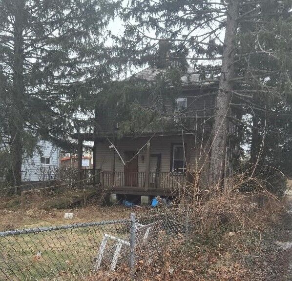 Property Photo:  19 John Street  PA 15401 