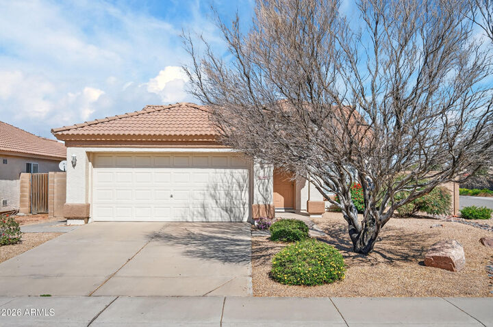Property Photo:  1948 E Carla Vista Drive  AZ 85225 