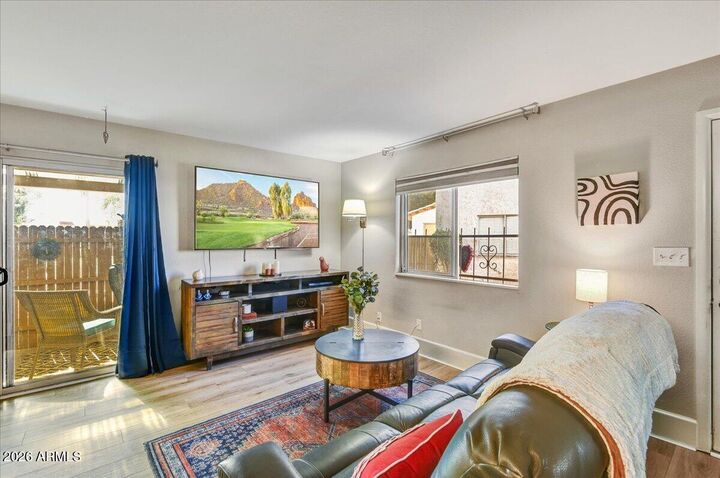 Property Photo: 8859 N 12th Place AZ 85020