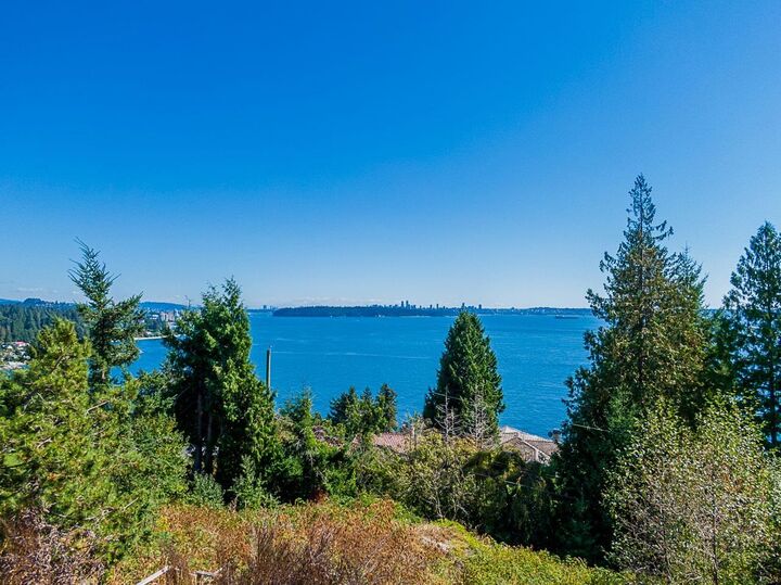 Property Photo: 3609 Creery Avenue BC V7V 2M3