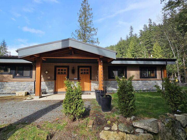 Property Photo: 3070 Midnight Way BC V0N 1T0