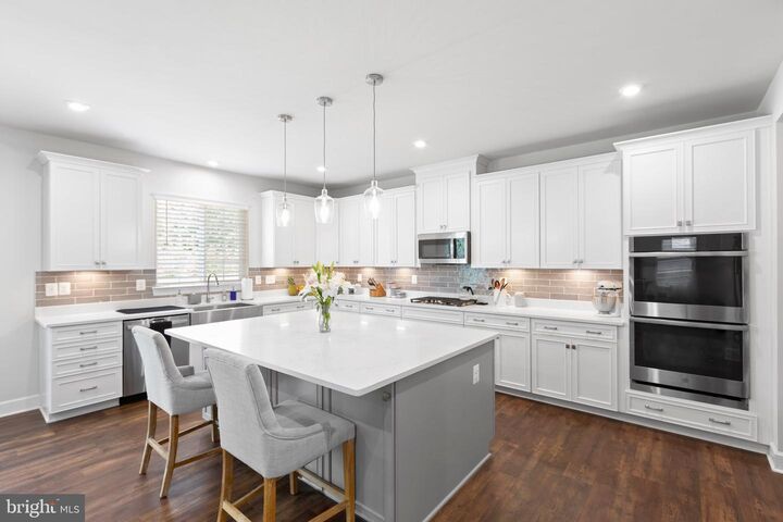 Property Photo:  512 Crab Apple Drive  VA 22554 