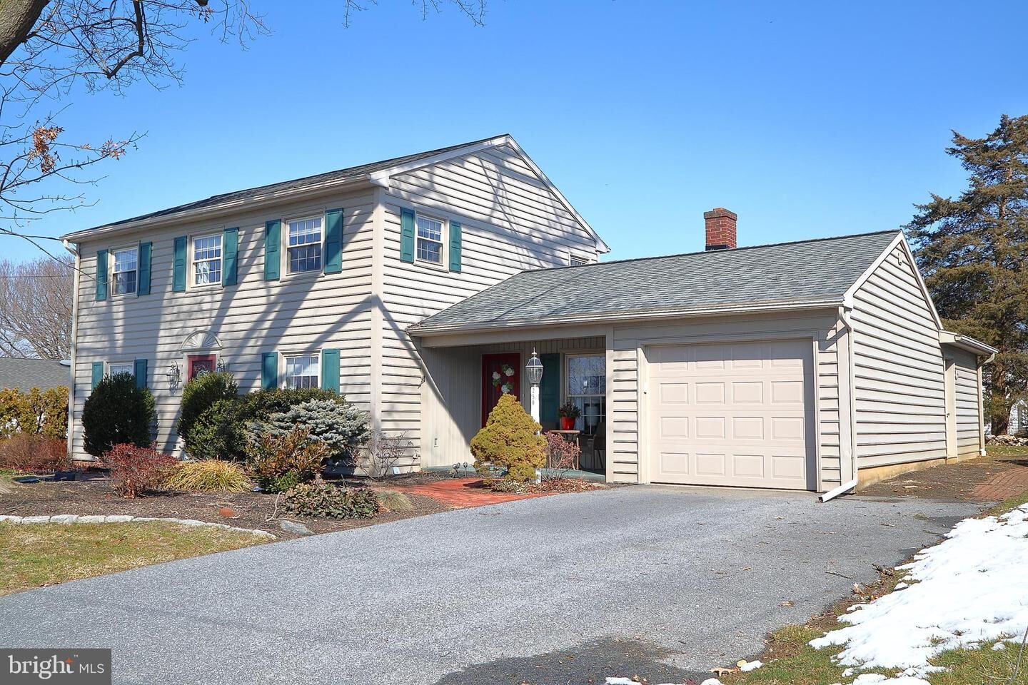 Property Photo:  250 Julia Avenue  PA 17579 