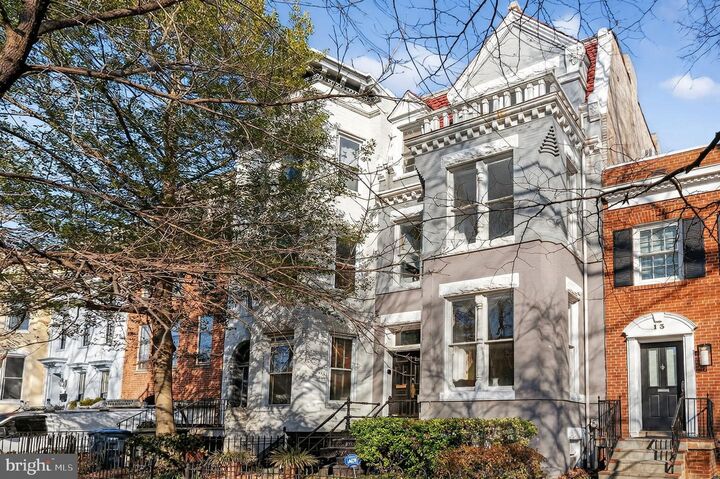 Property Photo: 15 3rd Street NE 4 DC 20002