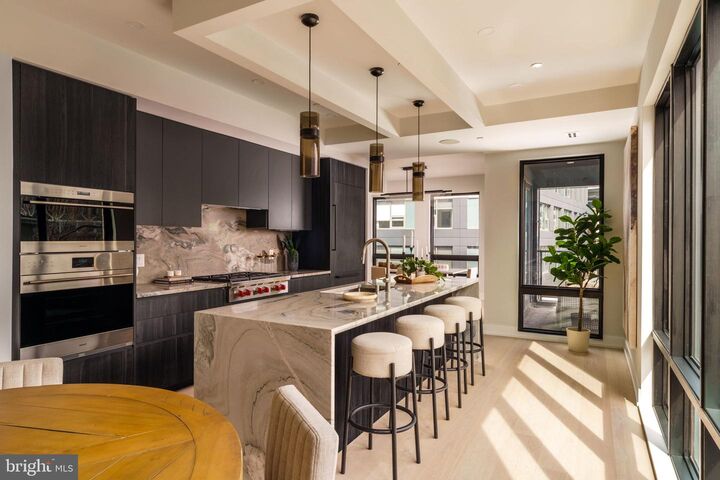 Property Photo: 160 N 2nd Street 64 3R PA 19106