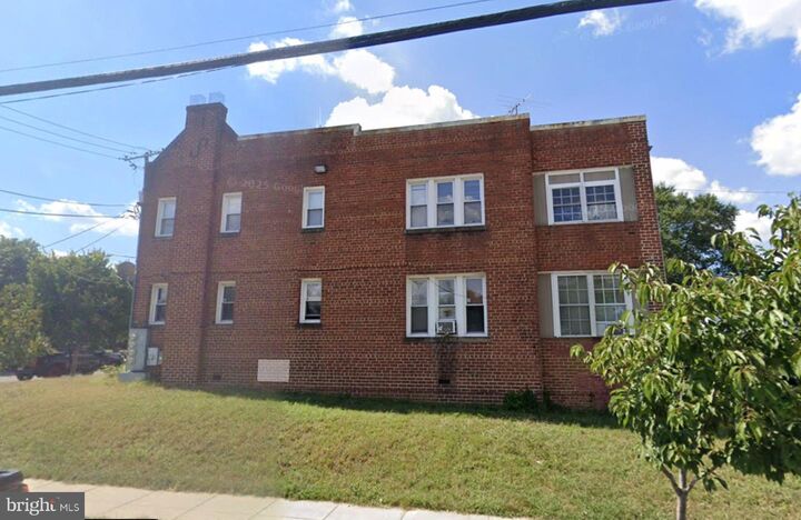 Property Photo: 916 Quincy Street NE DC 20017