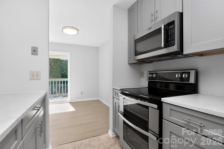 Property Photo: 11029 Harrowfield Road NC 28226
