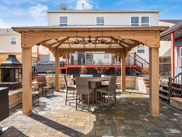 Property Photo: 1429 Milridge Drive OH 43040