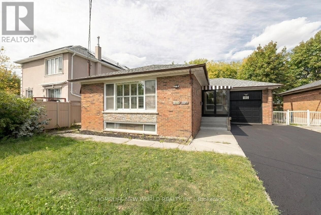 Property Photo:  192 Combe Avenue  ON M3H 4K5 