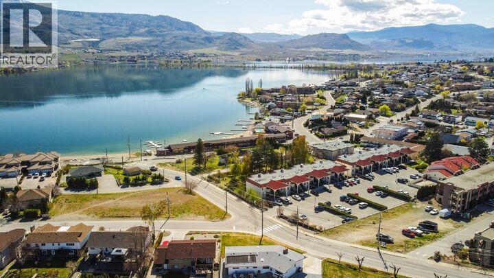 Property Photo:  6 Osprey Place  BC V0H 1V1 