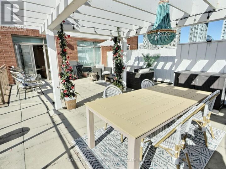 Property Photo:  500 Queens Quay West 608W  ON M5V 3K8 