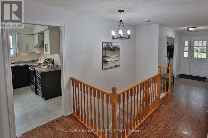 Property Photo:  1830 Stratton Avenue  ON K9K 2E6 
