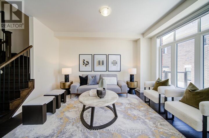 Property Photo:  17 Duncombe Lane  ON L4C 1C2 