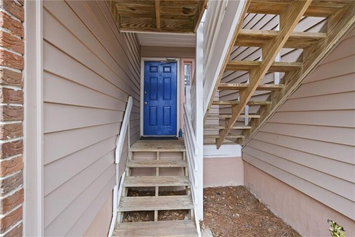 Property Photo:  256 Quail Run 256  GA 30076 