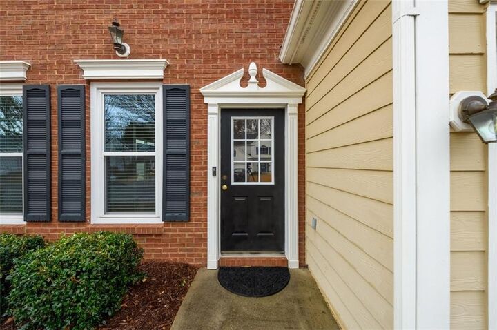 Property Photo: 11480 Bentham Court GA 30005