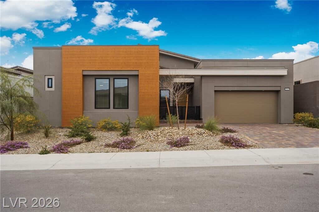 Property Photo: 11143 Concord Valley Drive NV 89135
