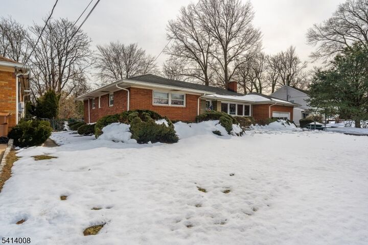 Property Photo: 1105 Georgian Dr NJ 07036