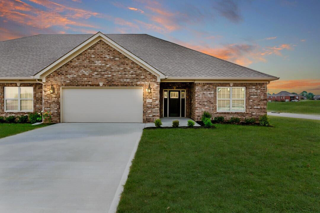 Property Photo: 917 Paddock Court KY 40475