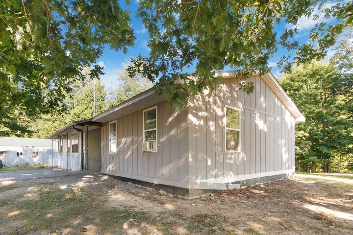 Property Photo:  1466 Webb Ridge Road  KY 42642 