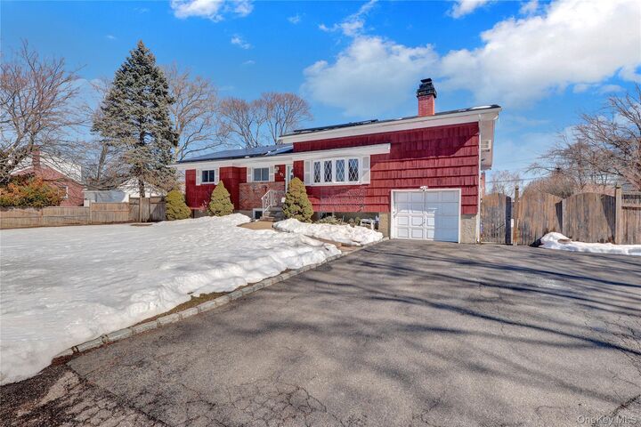 Property Photo:  43 Westchester Avenue  NY 11704 