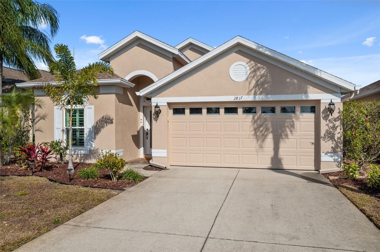 Property Photo: 2817 Plantain Drive FL 34691