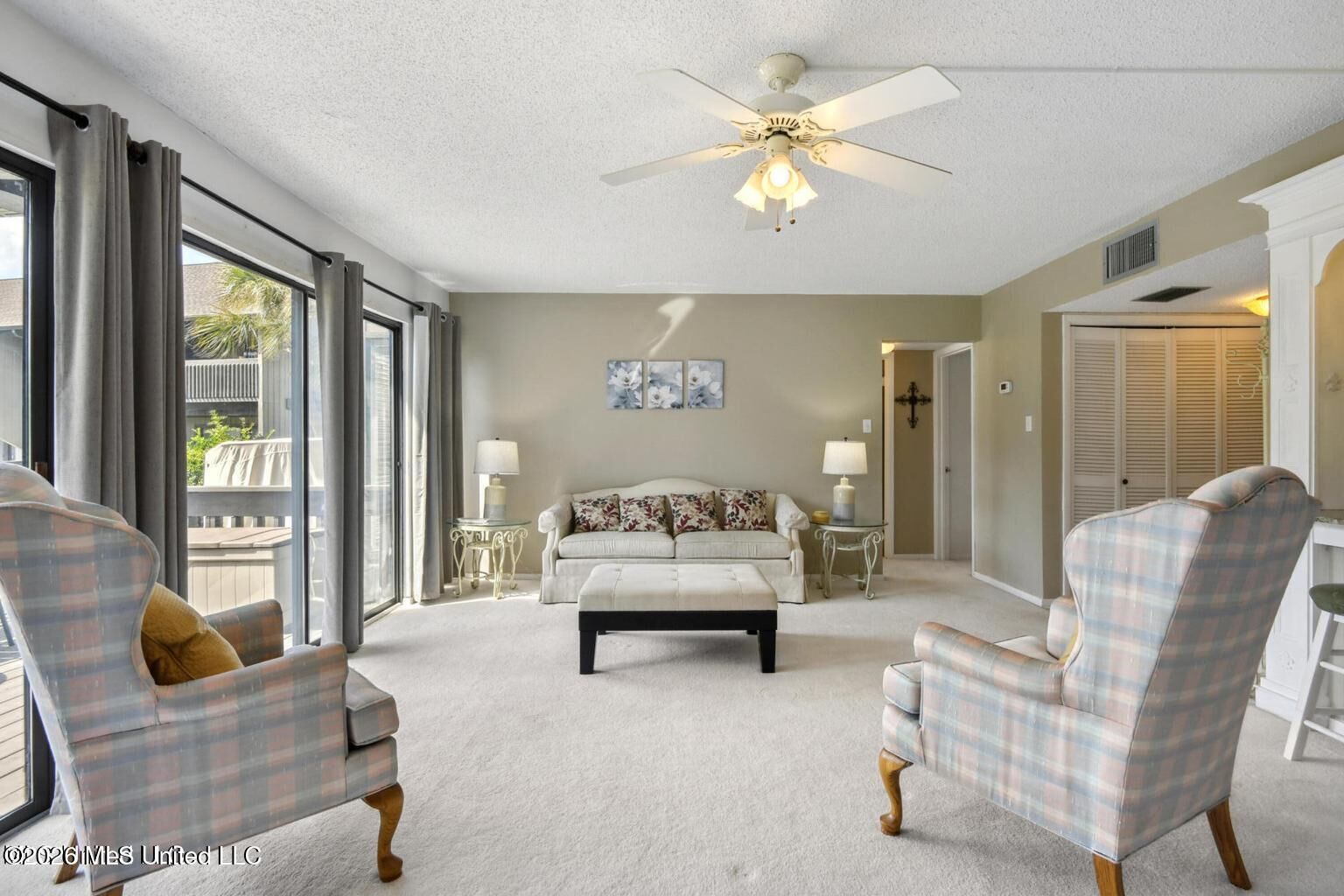 Property Photo: 156 Lanai MS 39525