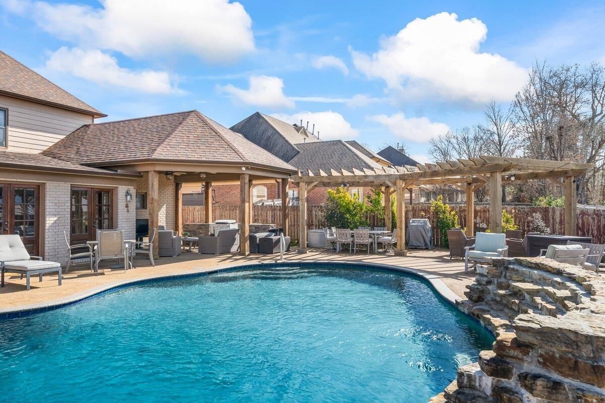 Property Photo:  1499 Barton Creek Dr  TN 38017 