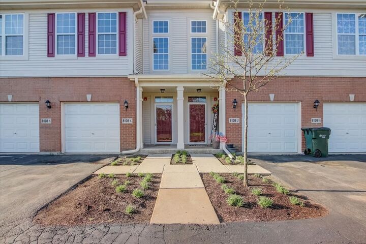 Property Photo:  8108 Concord Lane K  IL 60458 