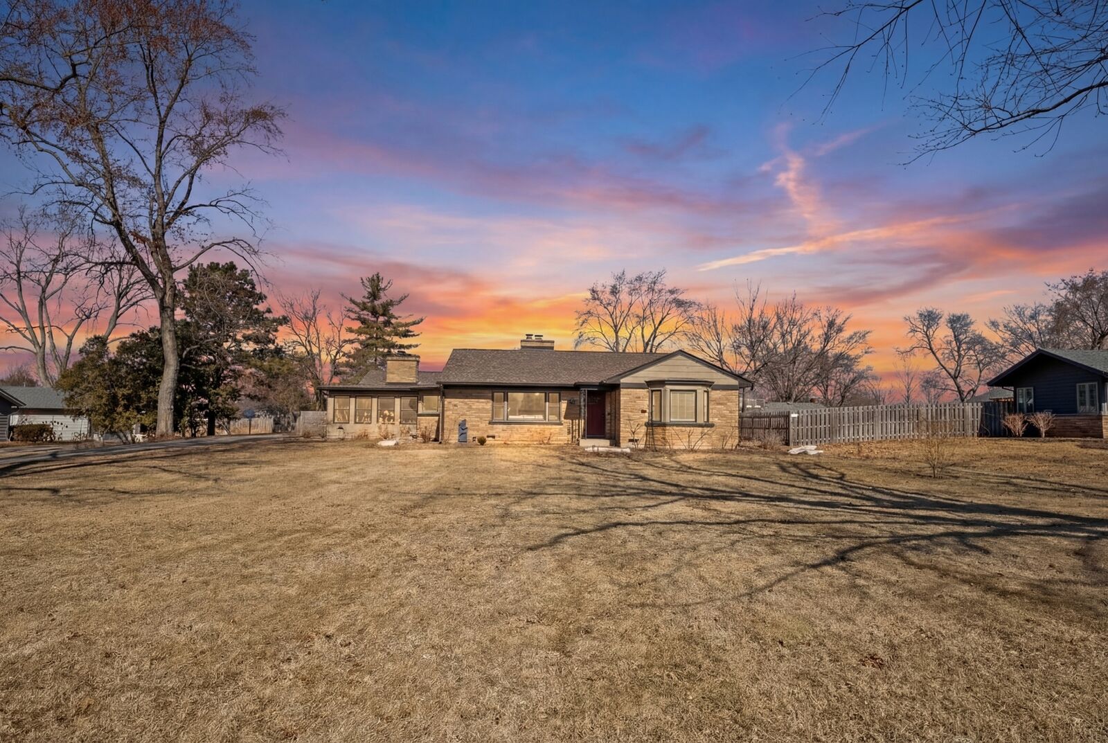 Property Photo:  1515 Prairie Street  IL 60506 